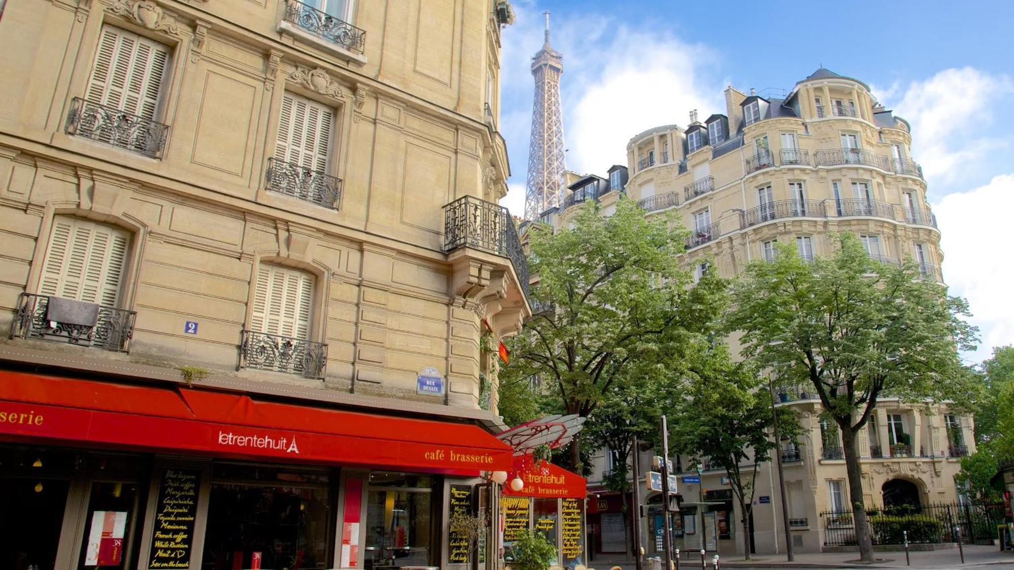 Stunning Apartment Near Eiffel Tower Paris Exterior photo